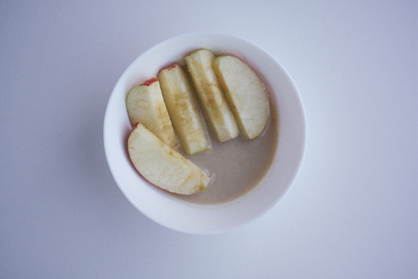 Macadamia Coconut Butter & Apples