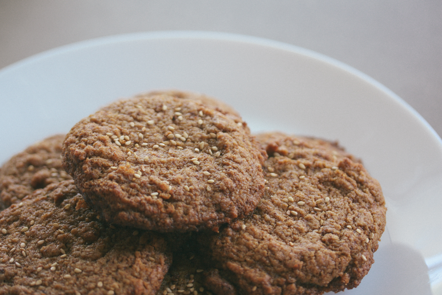 Simple Sesame Seed Butter Cookies